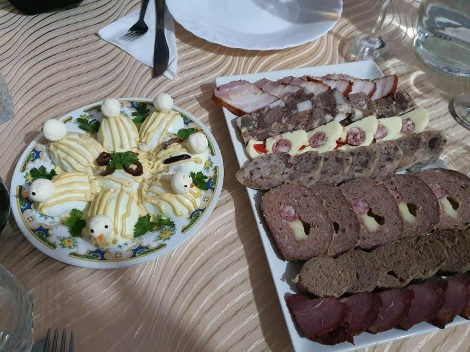 Pensiunea Agroturistica Casa Colinita Vatra Moldoviţei Exteriér fotografie